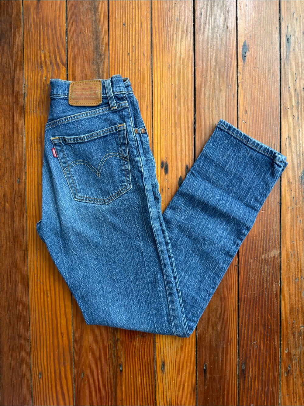 Levi’s Premium 501 women’s jeans 12501-0309 1% stretch button fly sz 24